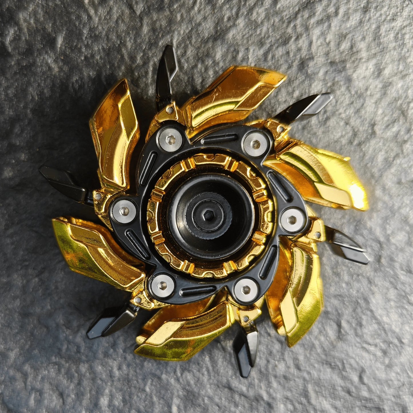 EDC Fidget Spinner With Opening Shell